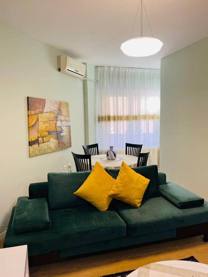 New In Center Of Apartament